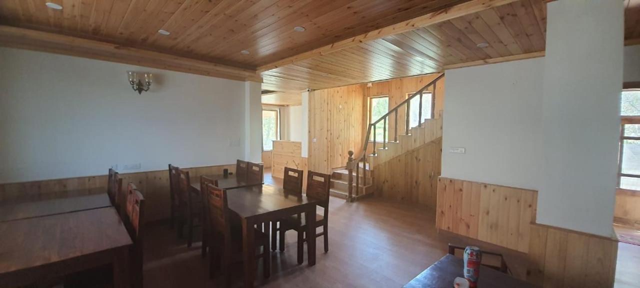 Snow Pine Cottage - Manali (Himachal Pradesh), Manali